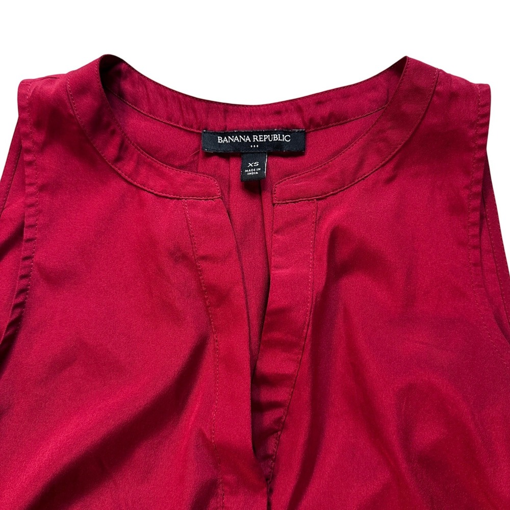Banana Republic Womens Sundried Tomato Red Pleated V-Neck Sleeveless Blouse XS